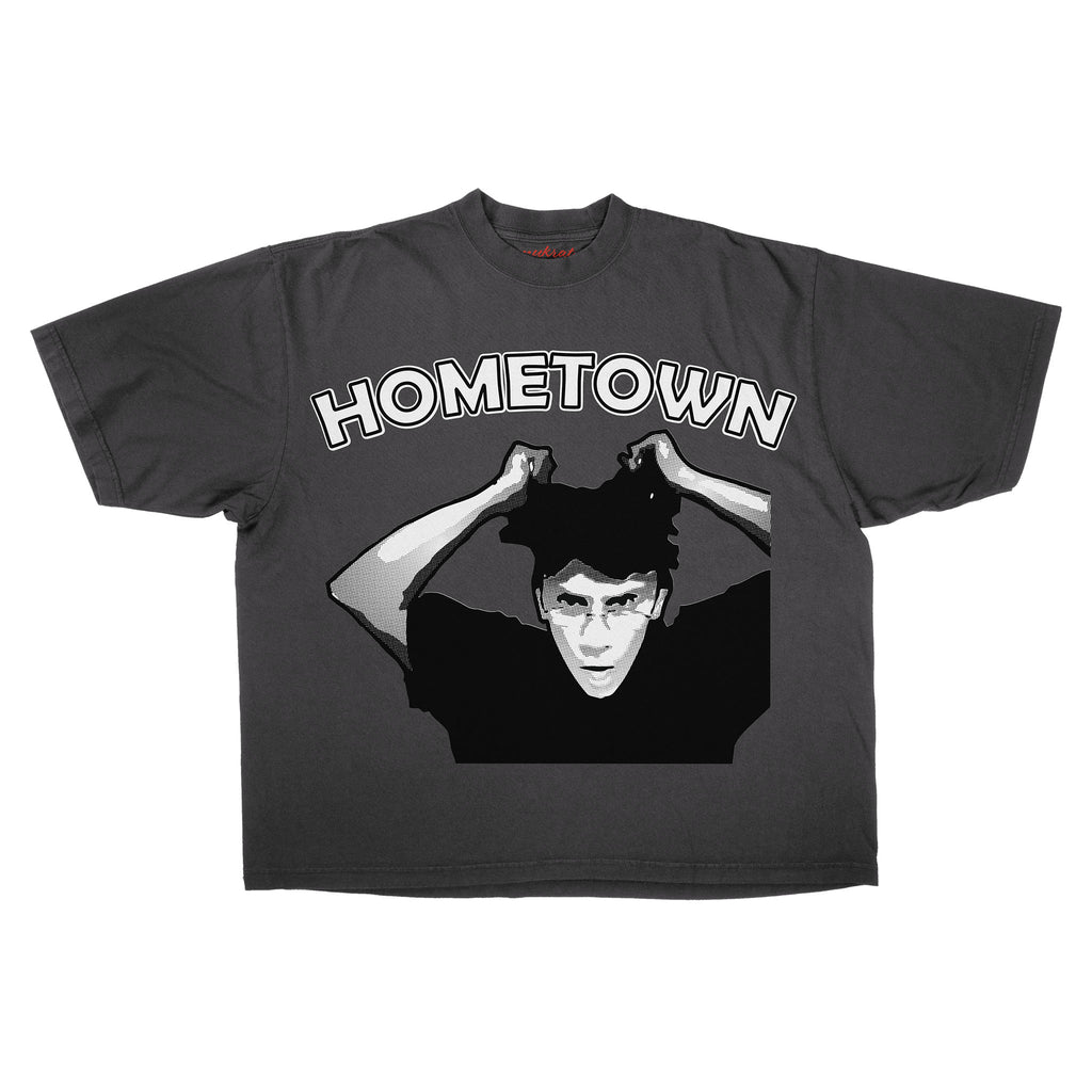 Hometown, Tee