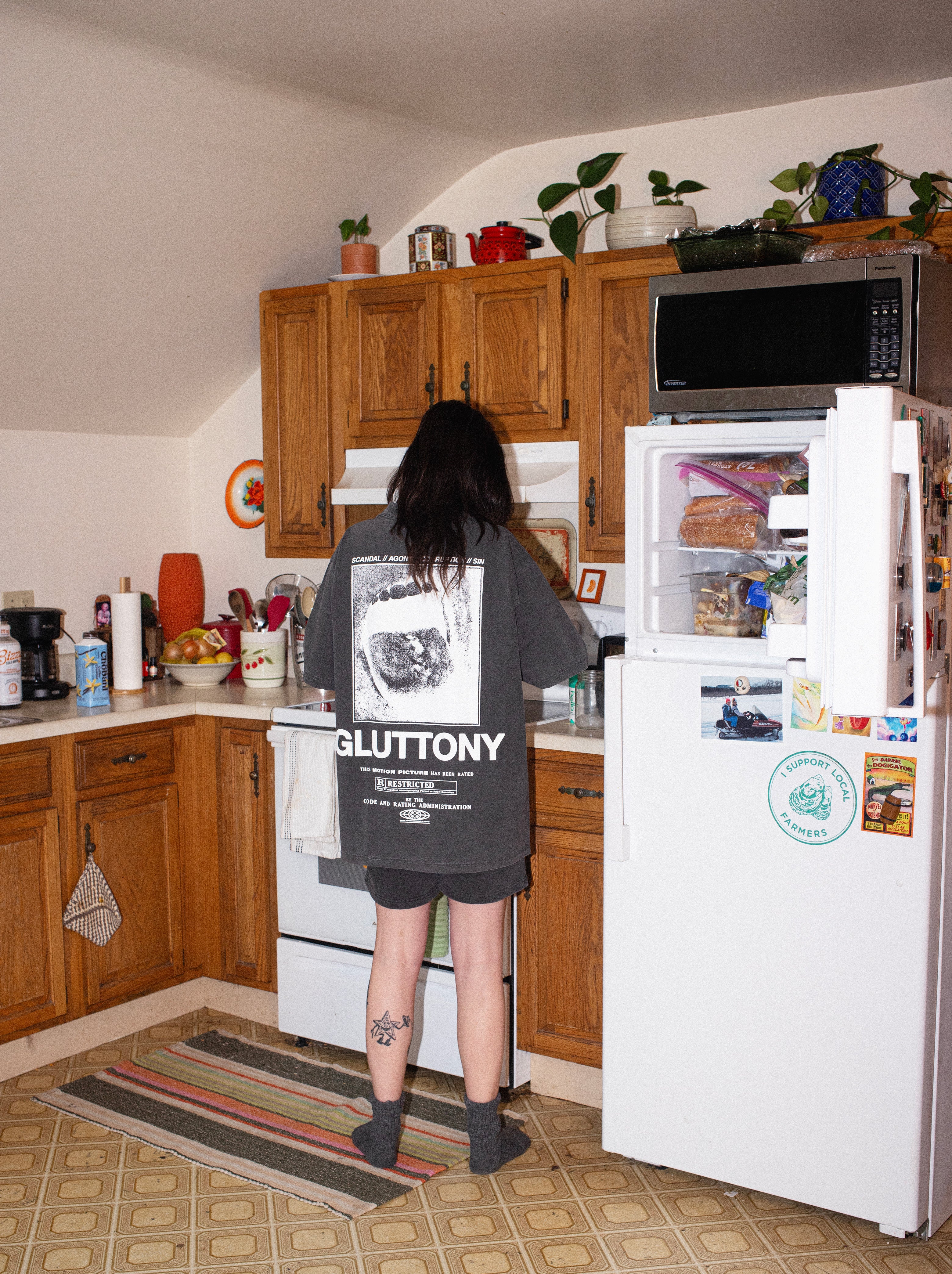 Gluttony, Tee